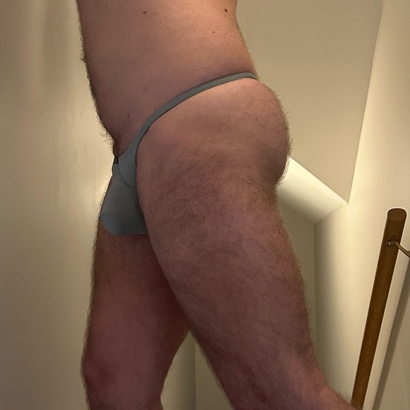 BRAND NEW Mens Grey T back (all sizes) - Picture 2 of 3